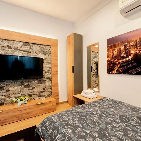 Апартаменты Alexander Golden View Сере